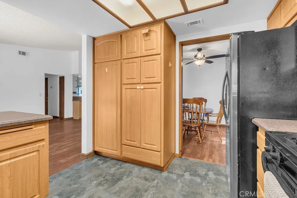 6319 Westview Riverside, CA 92506