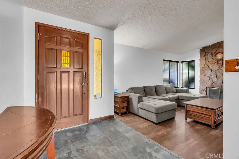 6319 Westview Riverside, CA 92506