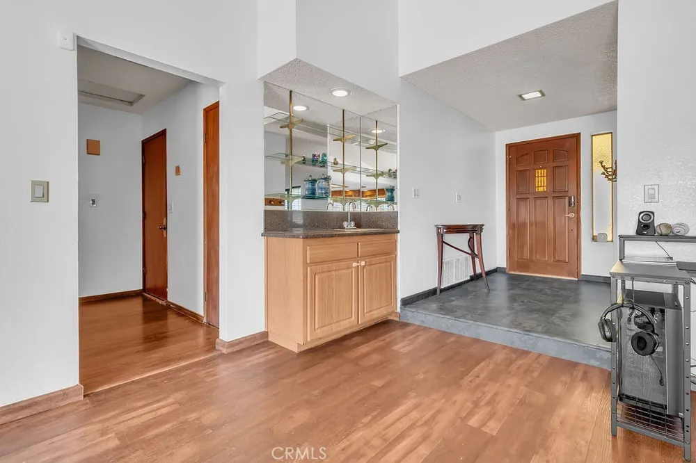 6319 Westview Riverside, CA 92506
