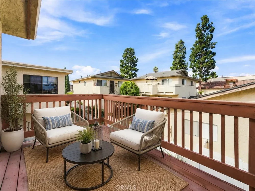 7751 Newman #4 Huntington Beach, CA 92647