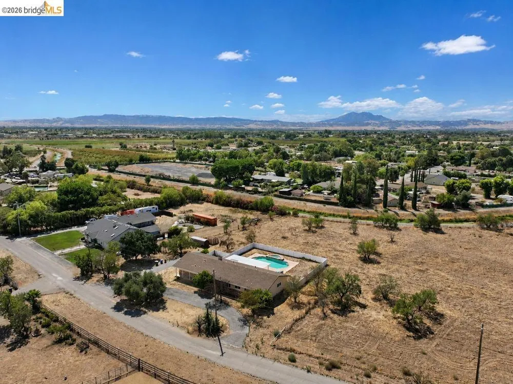 3199 Crismore Dr Oakley, CA 94561