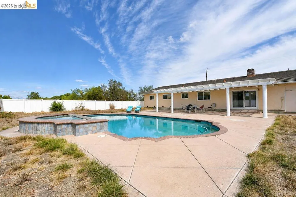 3199 Crismore Dr Oakley, CA 94561