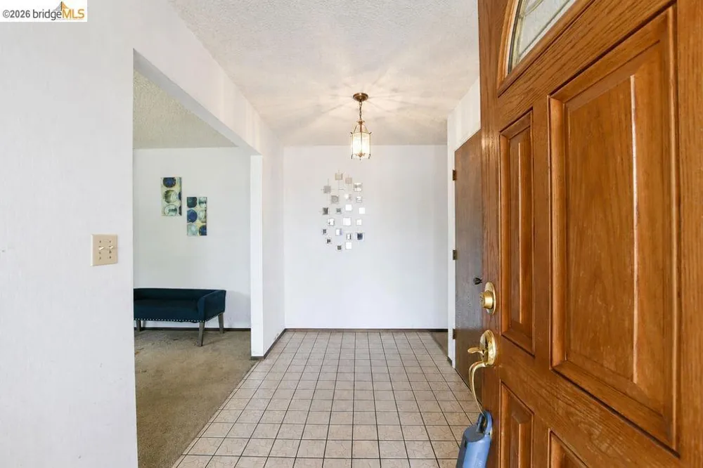 3199 Crismore Dr Oakley, CA 94561