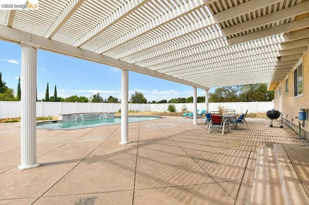 3199 Crismore Dr Oakley, CA 94561