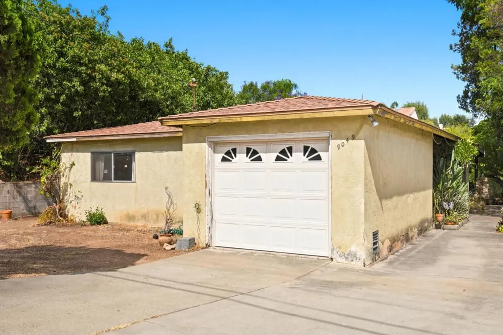 9049 Bubbling Wells Rd Lakeside, CA 92040