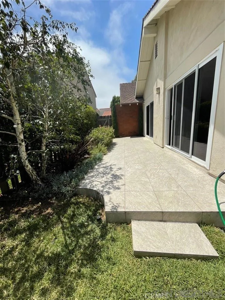 404 Vista Suerte Newport Beach, CA 92660