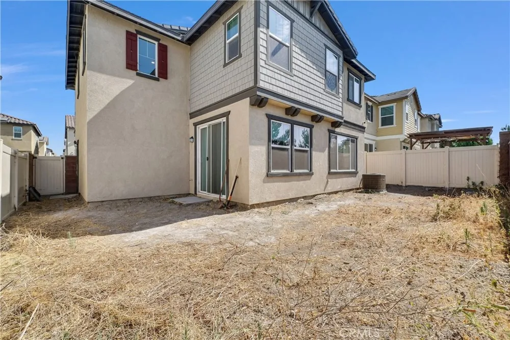 16083 Tanzinite Lane Chino, CA 91708