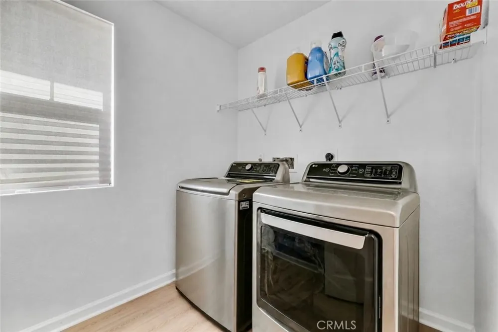 16083 Tanzinite Lane Chino, CA 91708