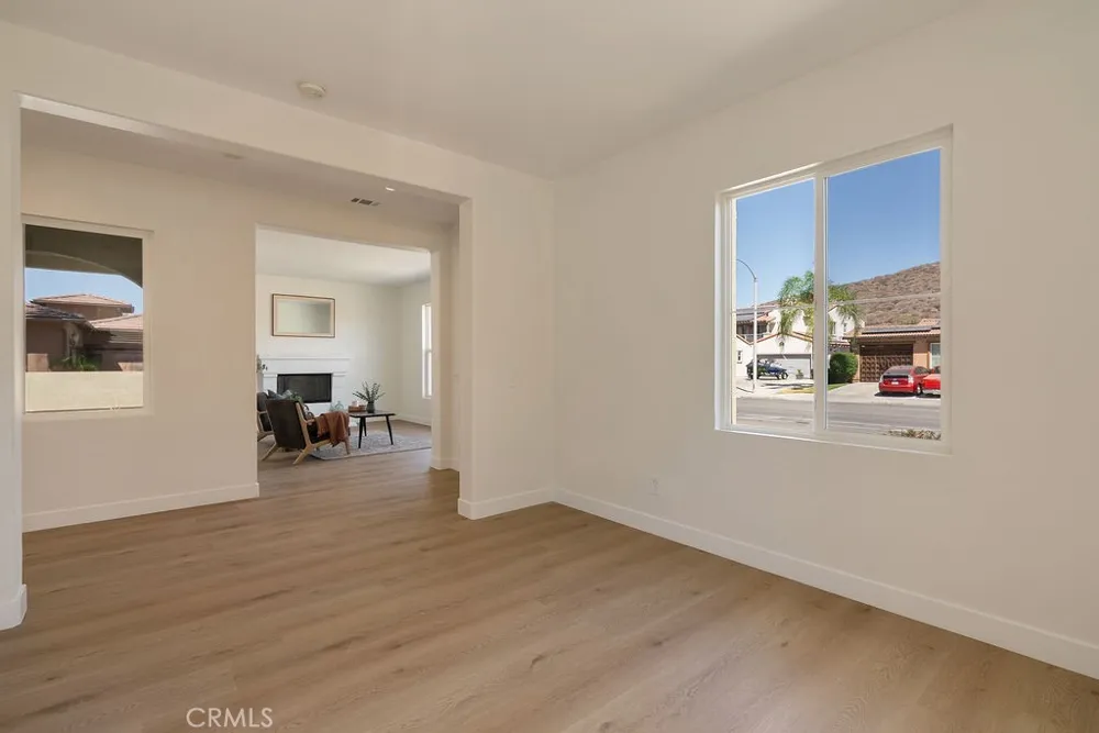 243 Monument Parkway Perris, CA 92570