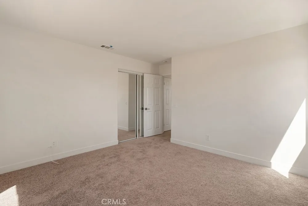 243 Monument Parkway Perris, CA 92570