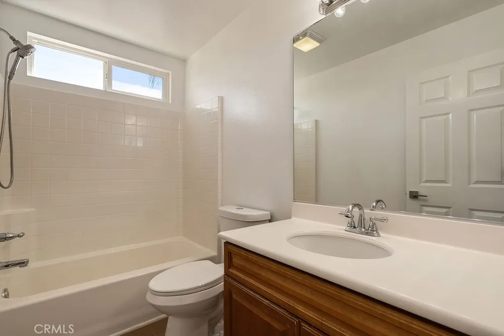 243 Monument Parkway Perris, CA 92570