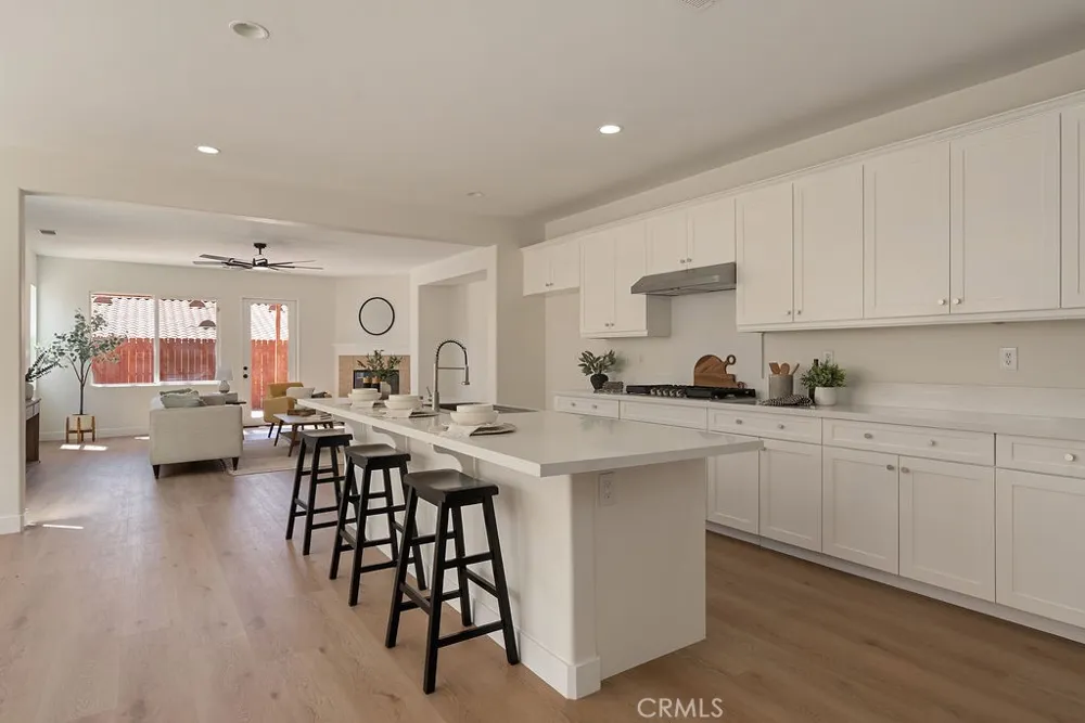 243 Monument Parkway Perris, CA 92570