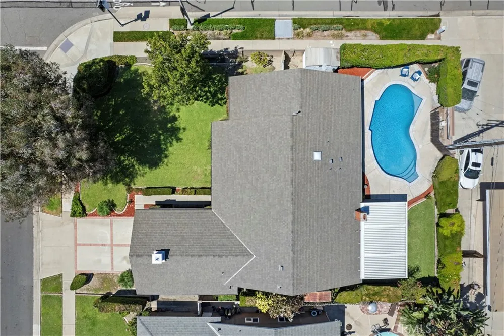 2505 E Oshkosh Anaheim, CA 92806