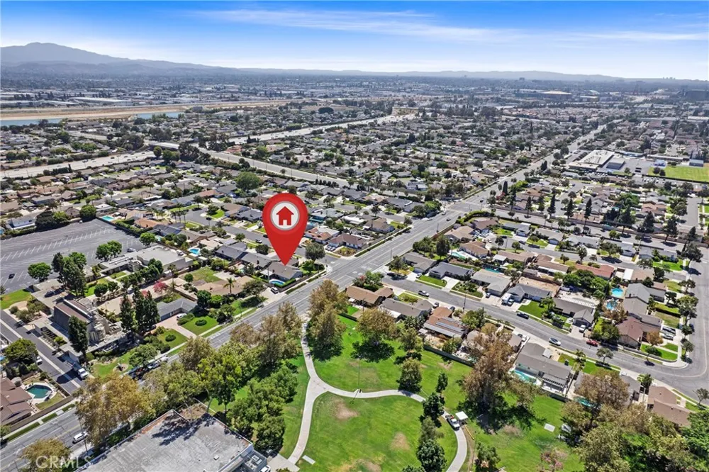 2505 E Oshkosh Anaheim, CA 92806