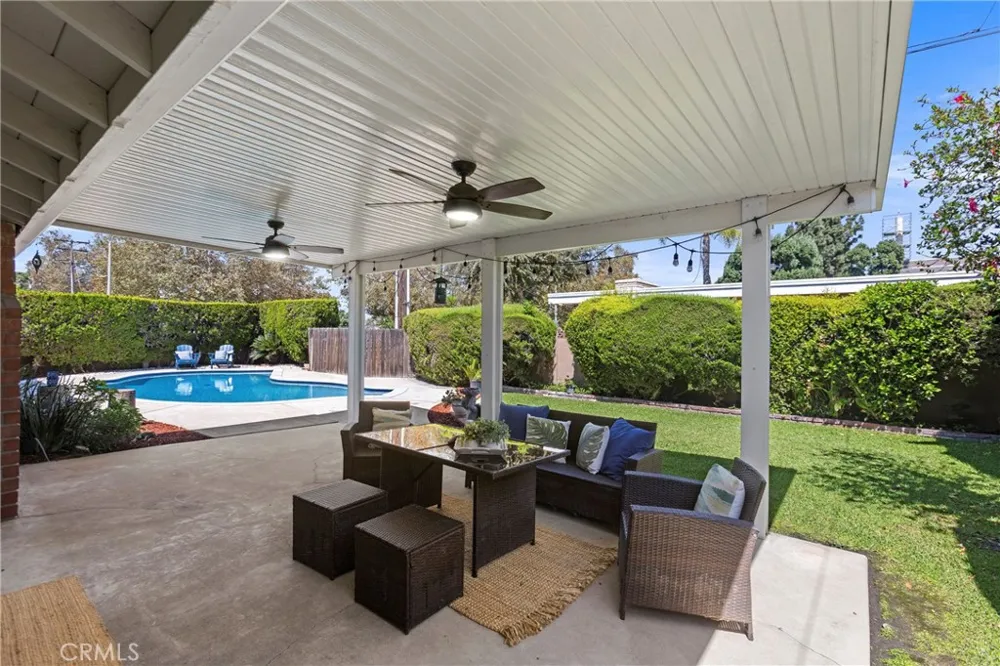 2505 E Oshkosh Anaheim, CA 92806
