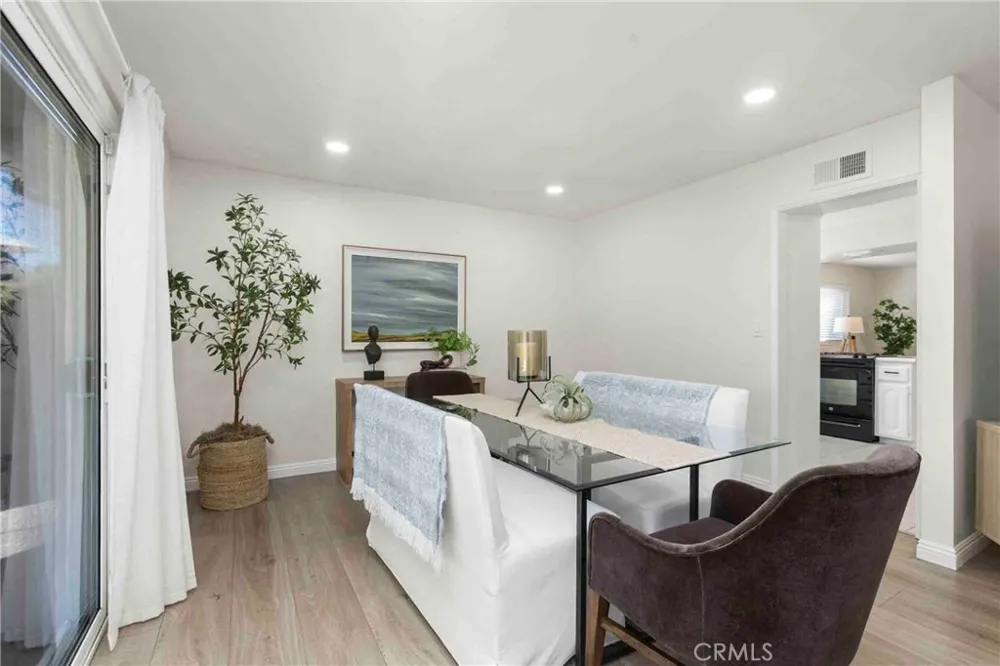 2505 E Oshkosh Anaheim, CA 92806