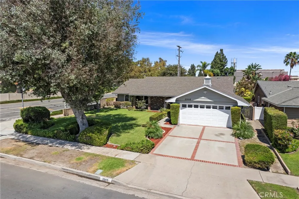 2505 E Oshkosh Anaheim, CA 92806