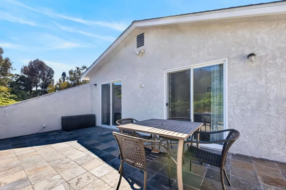 4531 Lisann St San Diego, CA 92117