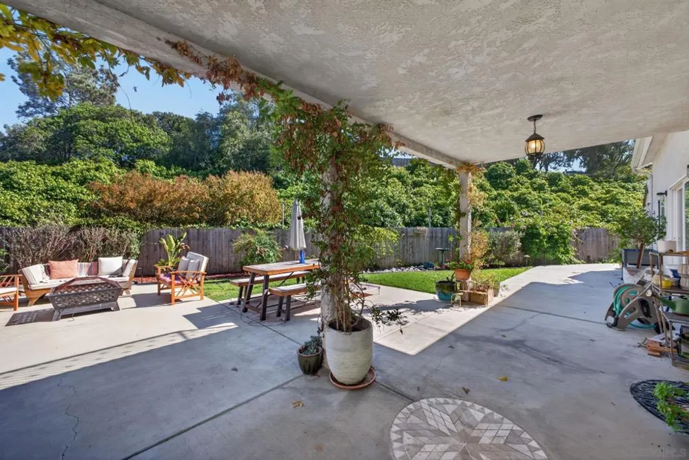4531 Lisann St San Diego, CA 92117