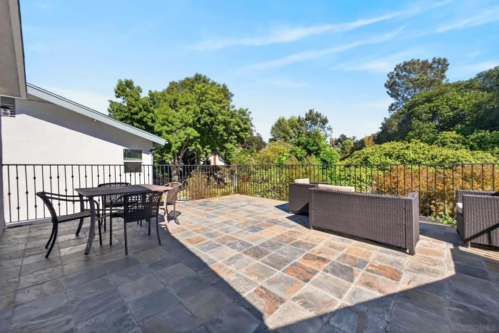 4531 Lisann St San Diego, CA 92117
