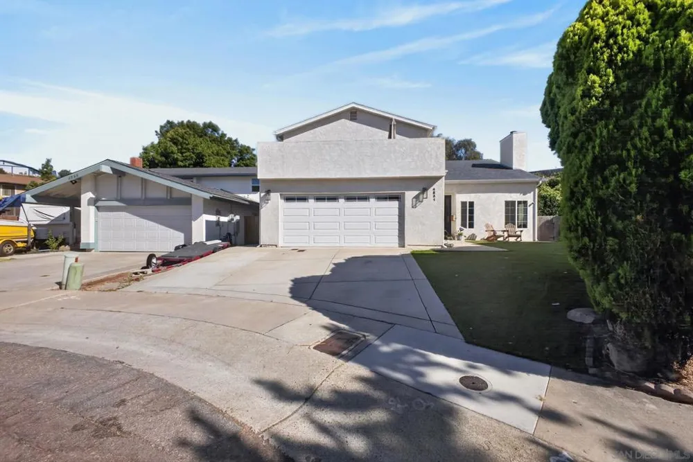 4531 Lisann St San Diego, CA 92117