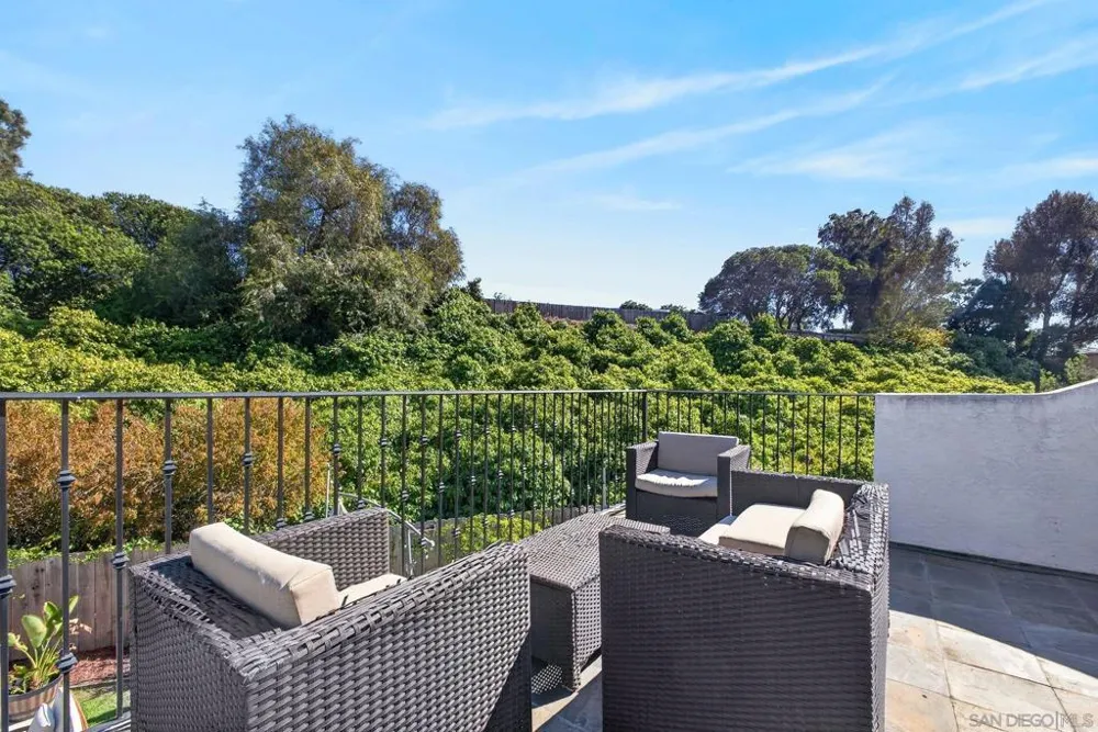 4531 Lisann St San Diego, CA 92117