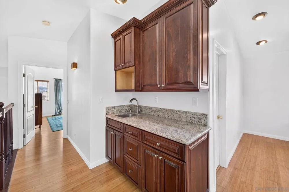 4531 Lisann St San Diego, CA 92117