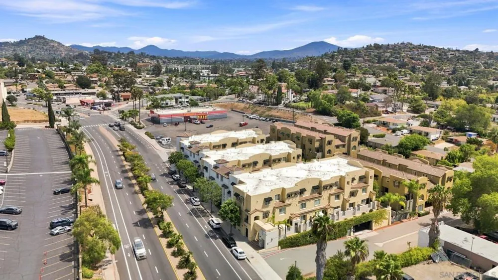 7725 El Cajon Blvd Unit 3 #3 La Mesa, CA 91942