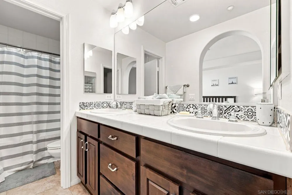 7725 El Cajon Blvd Unit 3 #3 La Mesa, CA 91942
