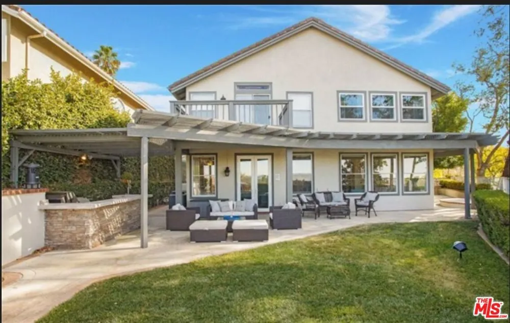 21871 Via De La Luz Rancho Santa Margarita, CA 92679