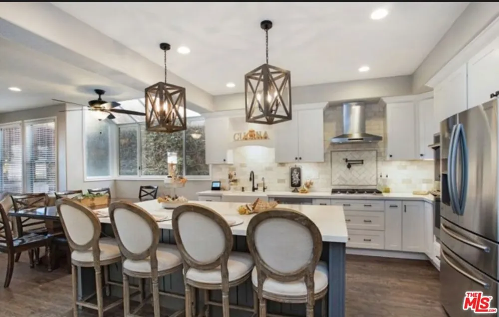 21871 Via De La Luz Rancho Santa Margarita, CA 92679