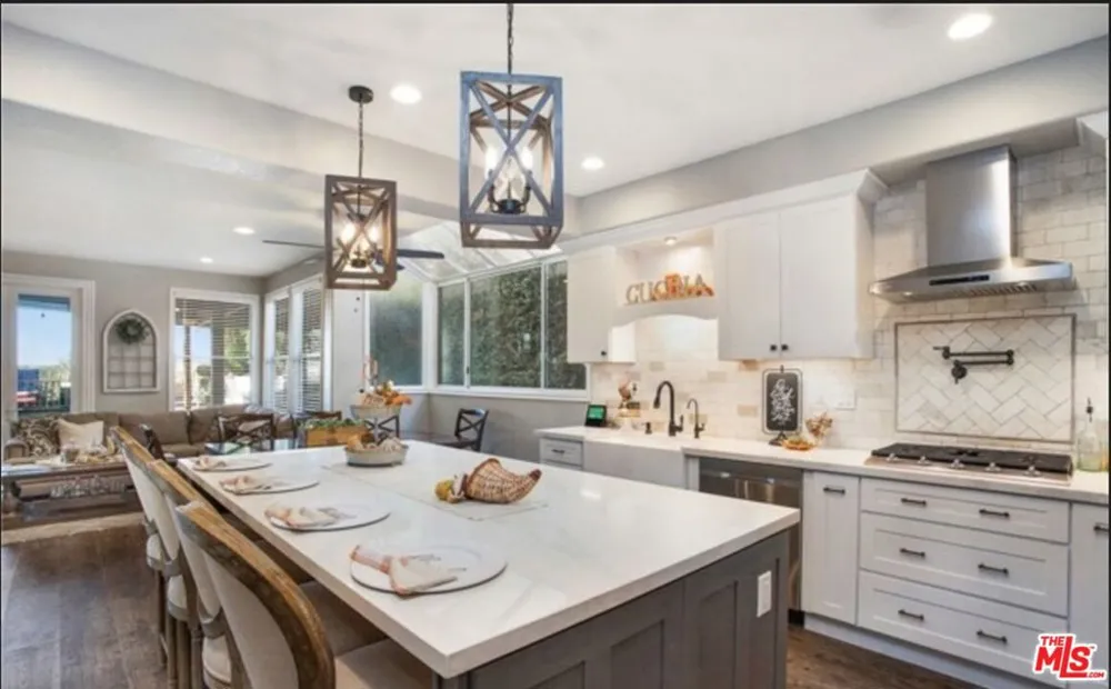 21871 Via De La Luz Rancho Santa Margarita, CA 92679