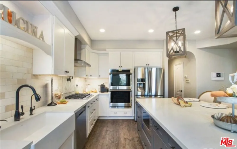21871 Via De La Luz Rancho Santa Margarita, CA 92679
