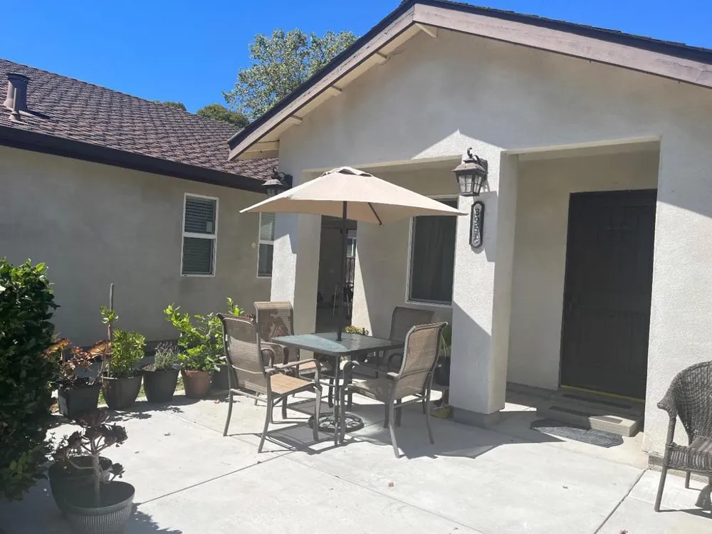 395 E 8th Street Gilroy, CA 95020