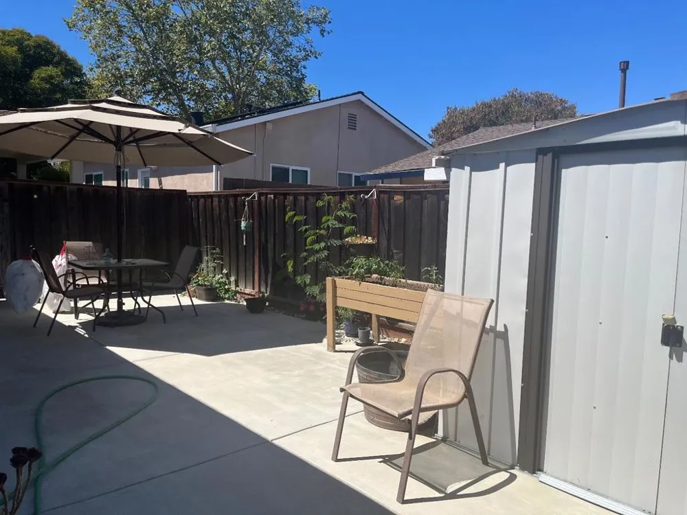 395 E 8th Street Gilroy, CA 95020