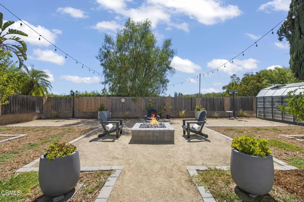 6442 Pinion Street Oak Park, CA 91377