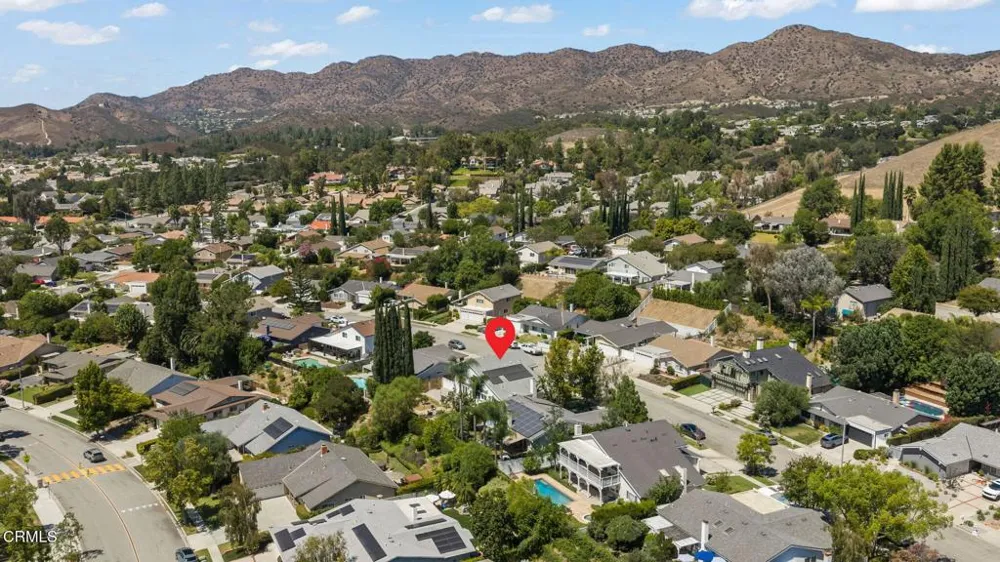 6442 Pinion Street Oak Park, CA 91377