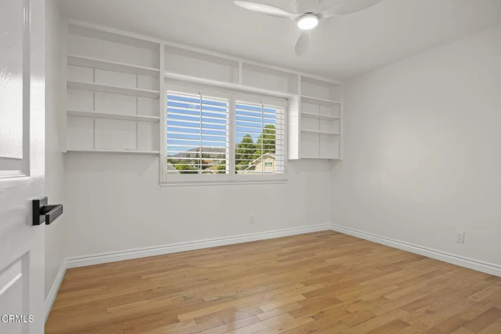 6442 Pinion Street Oak Park, CA 91377