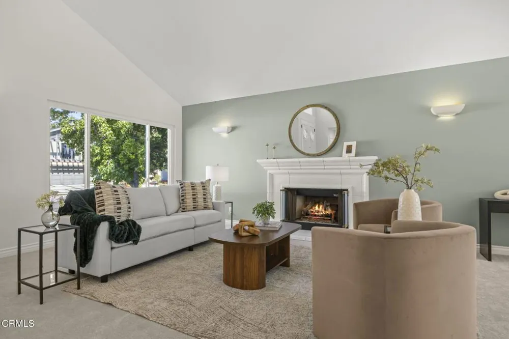 6442 Pinion Street Oak Park, CA 91377