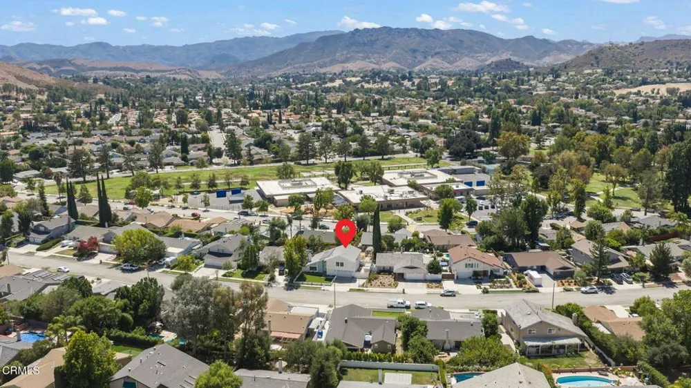 6442 Pinion Street Oak Park, CA 91377