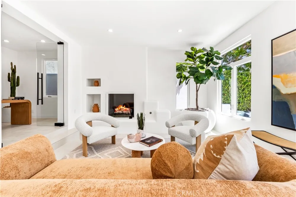 541 4th Manhattan Beach, CA 90266