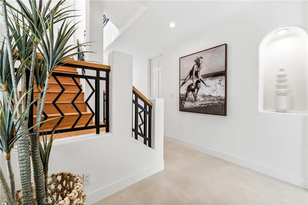 541 4th Manhattan Beach, CA 90266