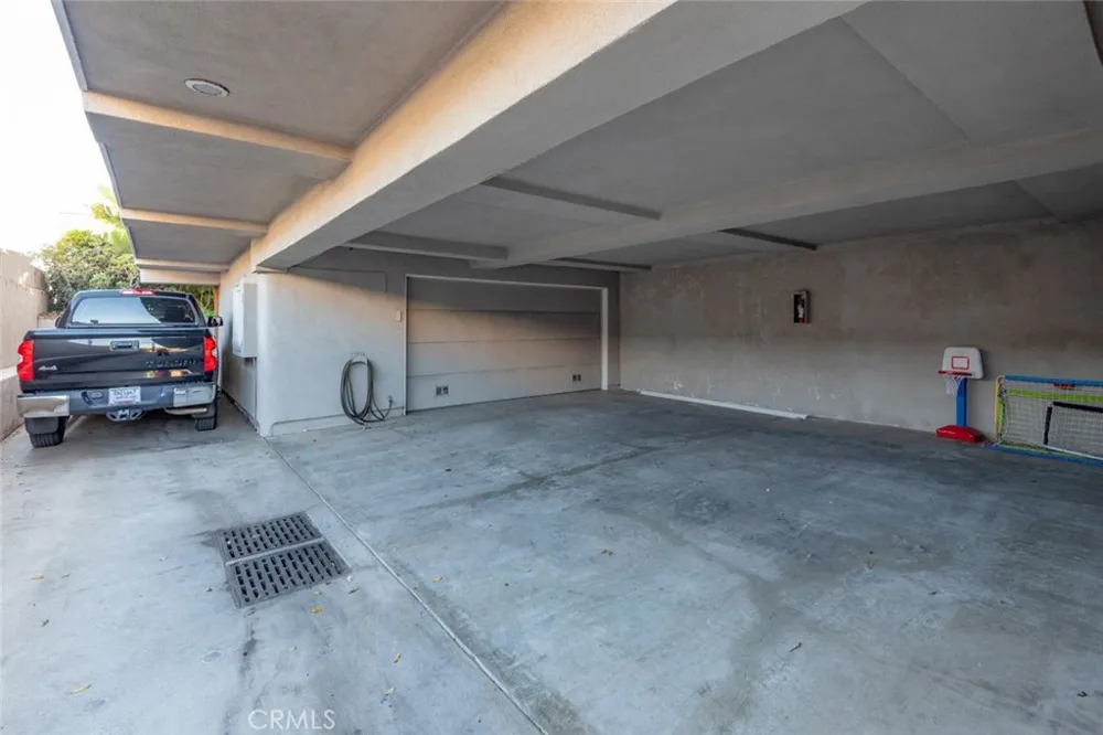 546 11th #C Hermosa Beach, CA 90254