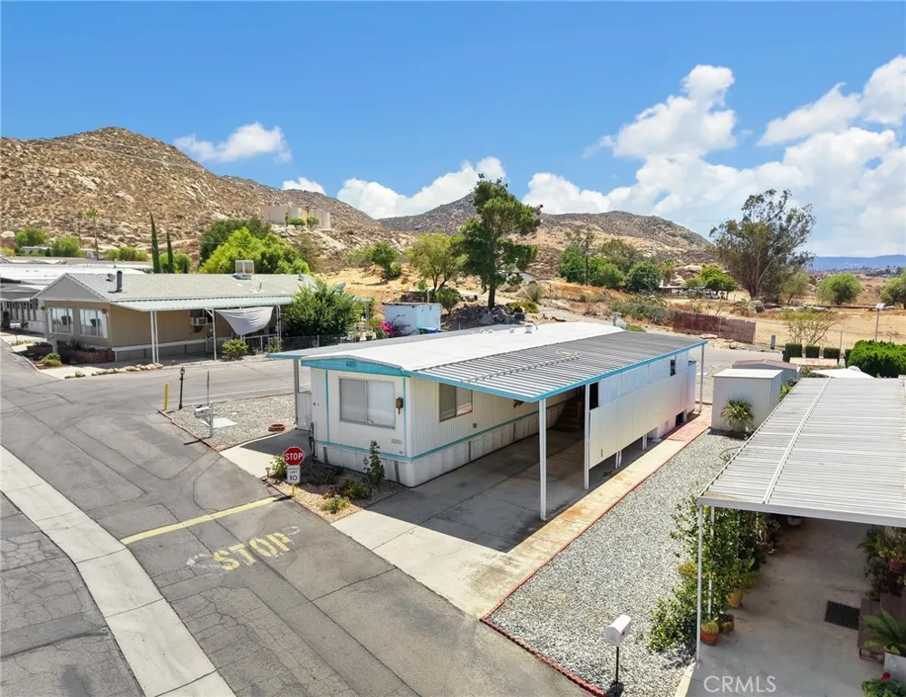 1700 S State Street #68 Hemet, CA 92543