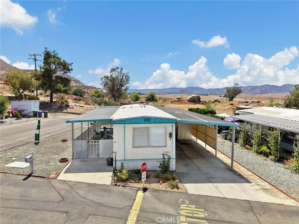 1700 S State Street #68 Hemet, CA 92543
