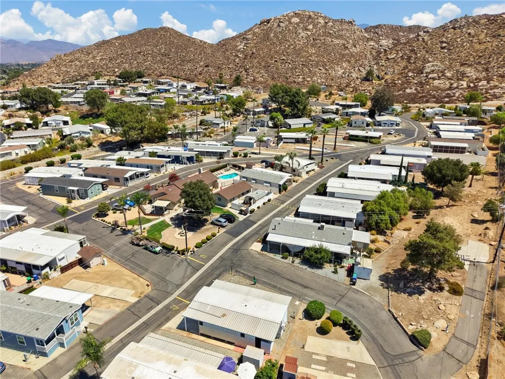 1700 S State Street #68 Hemet, CA 92543