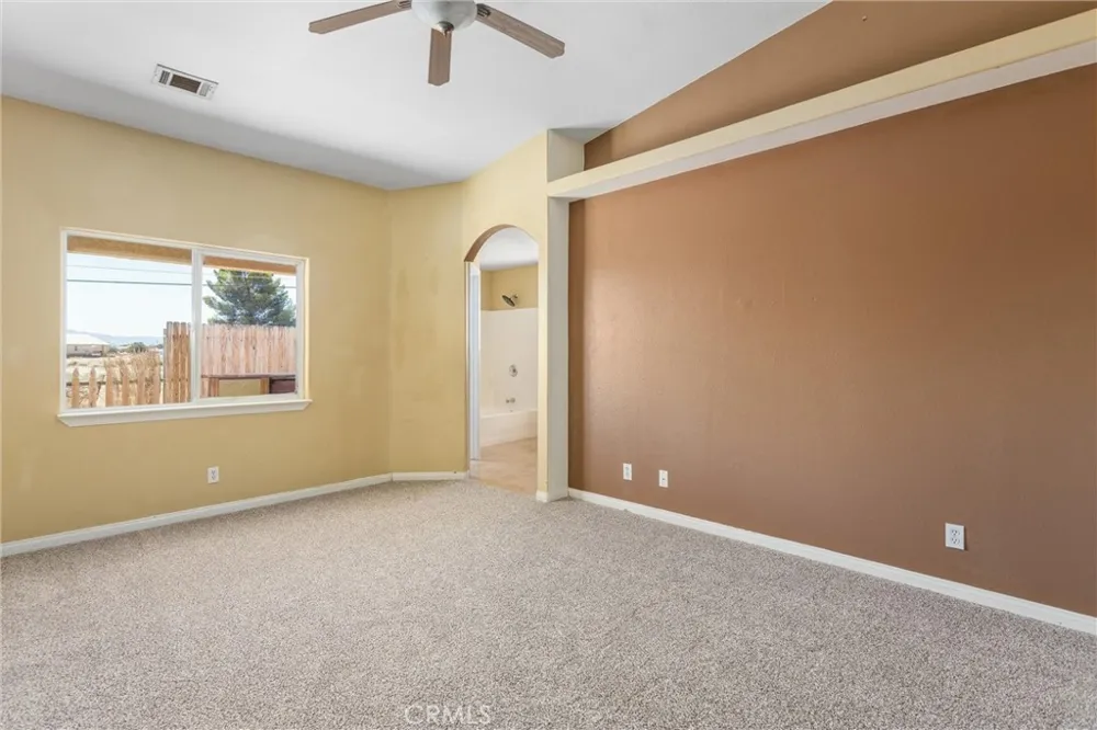 20989 South Road Apple Valley, CA 92307