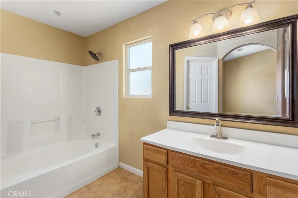 20989 South Road Apple Valley, CA 92307