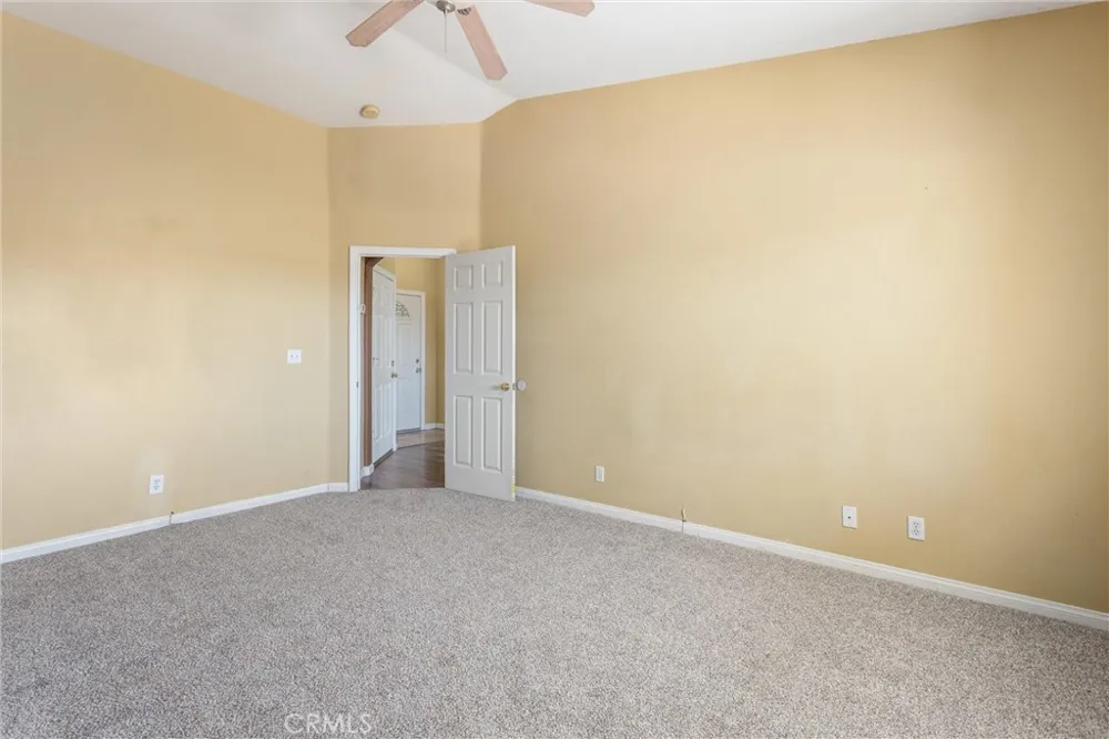 20989 South Road Apple Valley, CA 92307