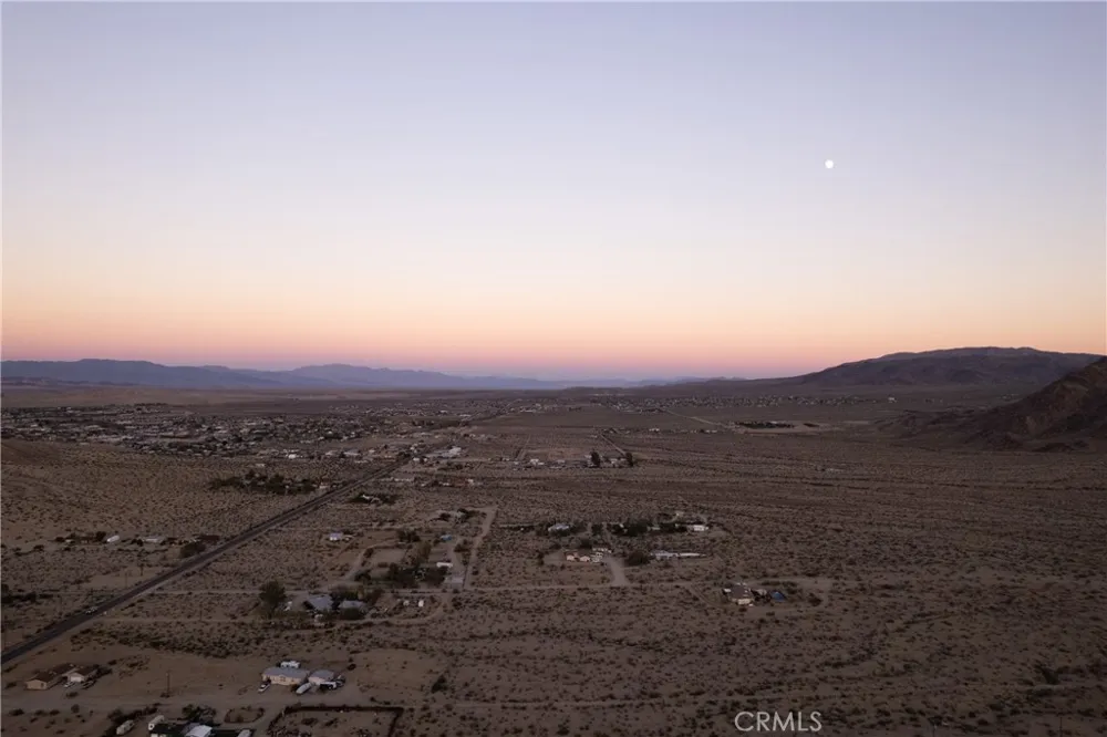 7026 Datura Avenue 29 Palms, CA 92277